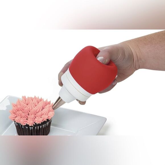 Prepworks by Progressive 4-Piece Frosting Bulb+3 Decorating tips cucake Kit NEW - Picture 4 of 8